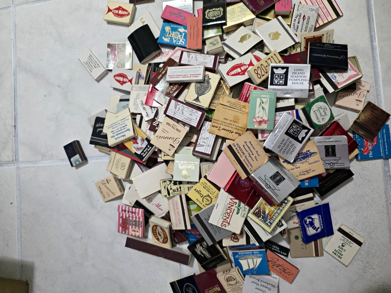 Large Mixed Lot Vintage Collectible Advertising Matchbooks & Matchboxes Assorted