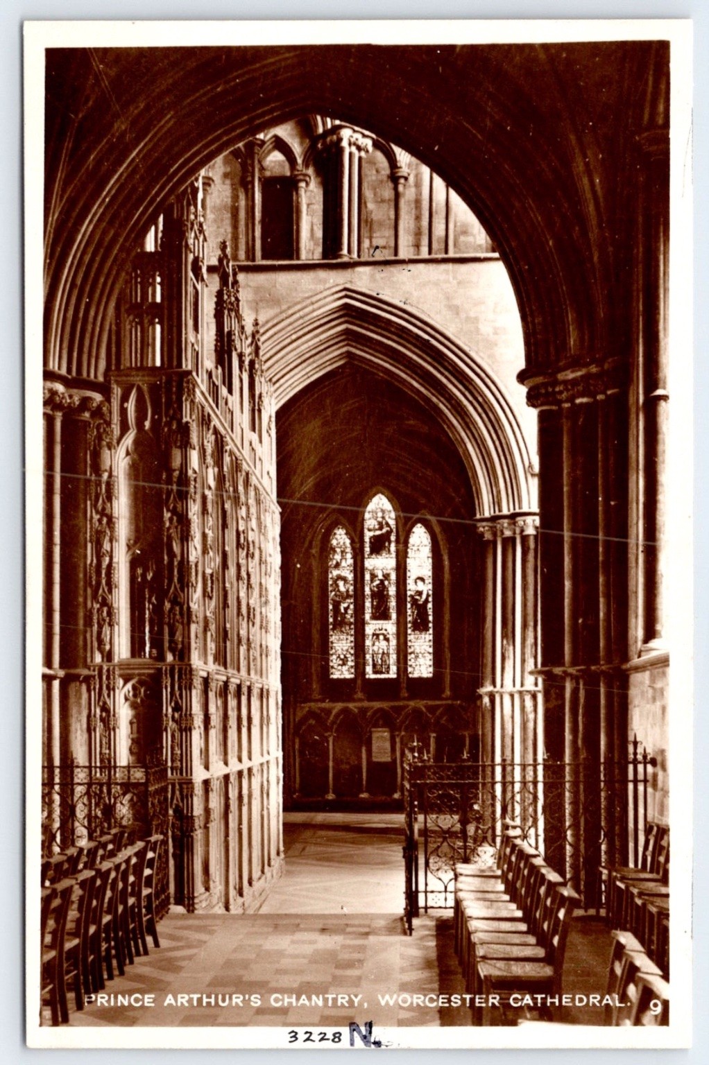 Prince Arthur\'s Chantry Worcester Cathedral England Vintage Photo Postcard