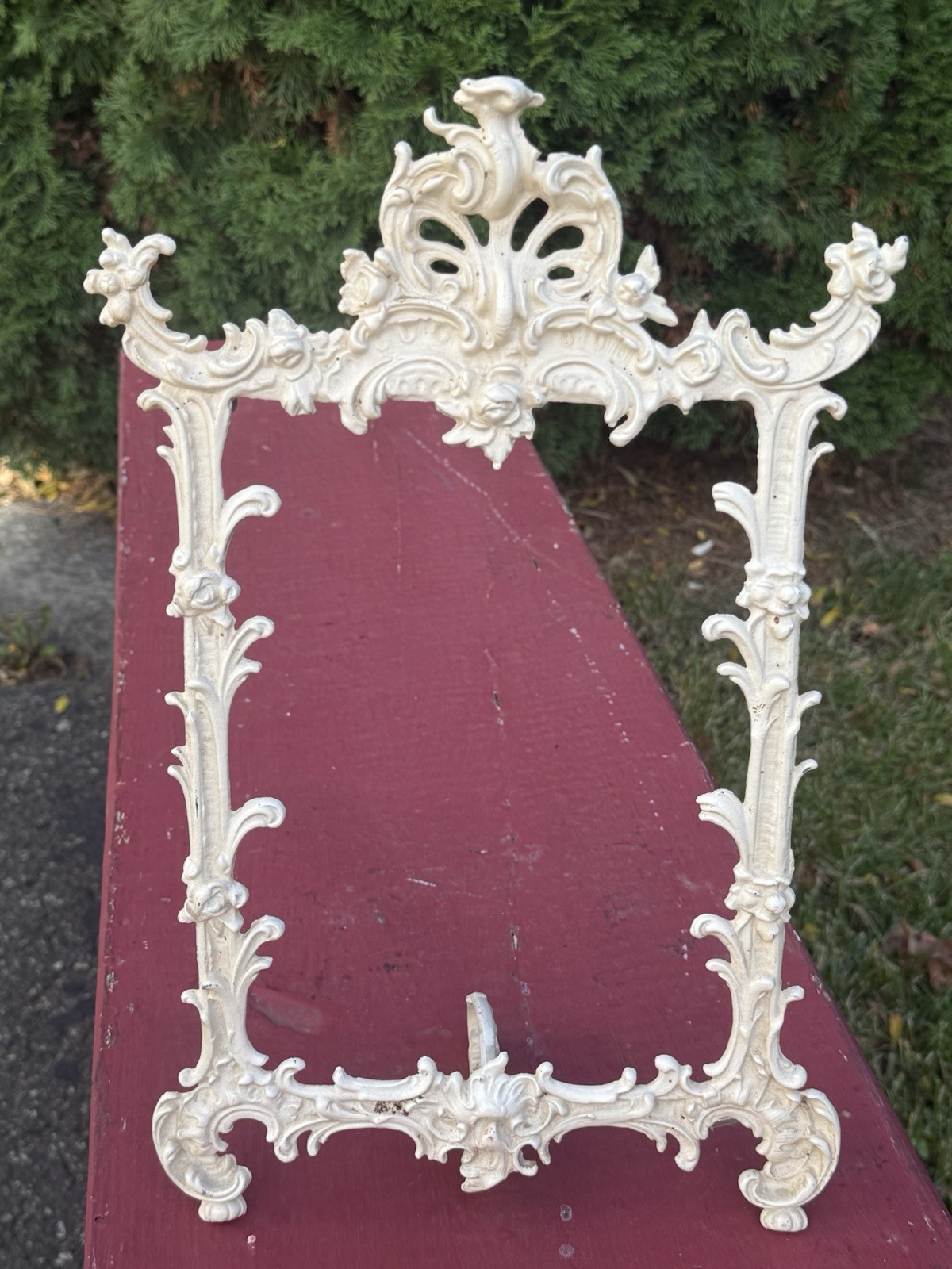 Vintage JM-38 Iron Art Cast Iron Rococo Ornate Easel Picture Frame 14.5”