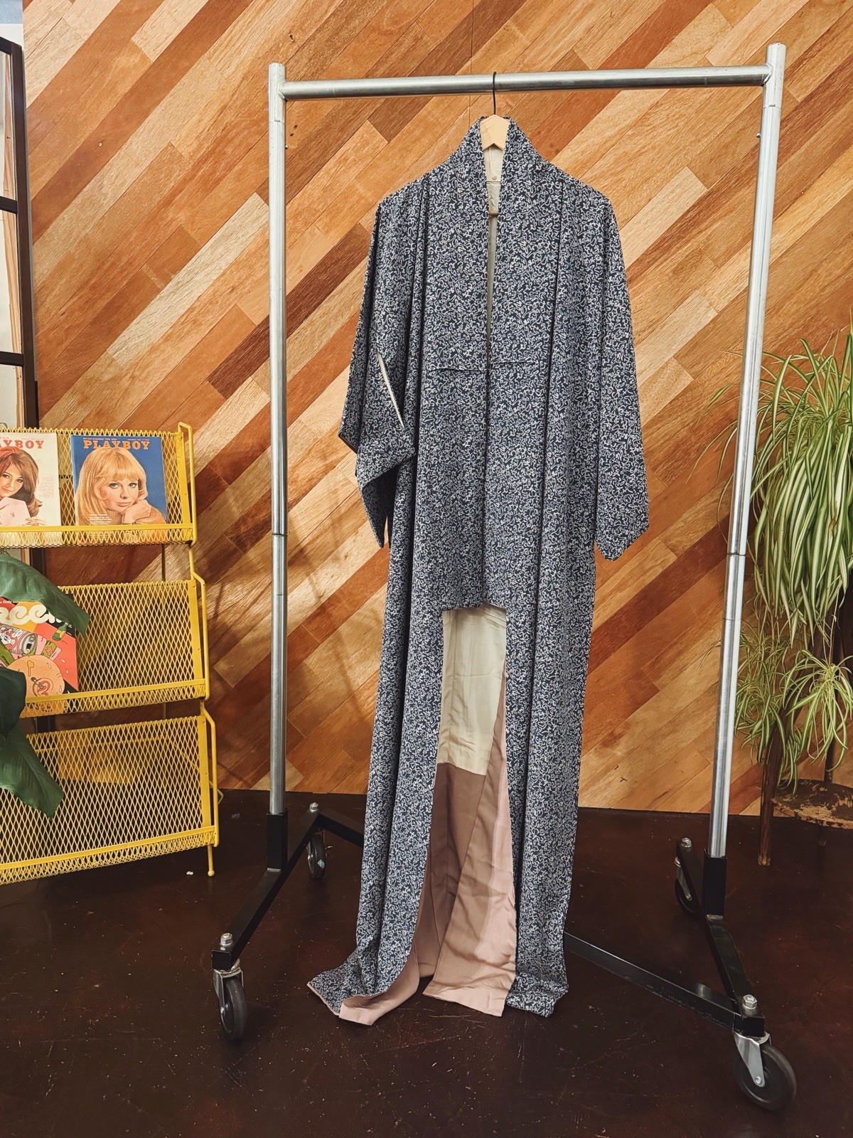 Vintage Japanese Silk Kimono Abstract Japanese Character Motif Showa Era