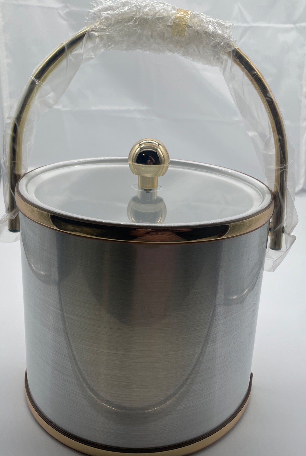 VINTAGE MCM Culver Brushed Silver and Gold Acrylic Barware Ice Bucket