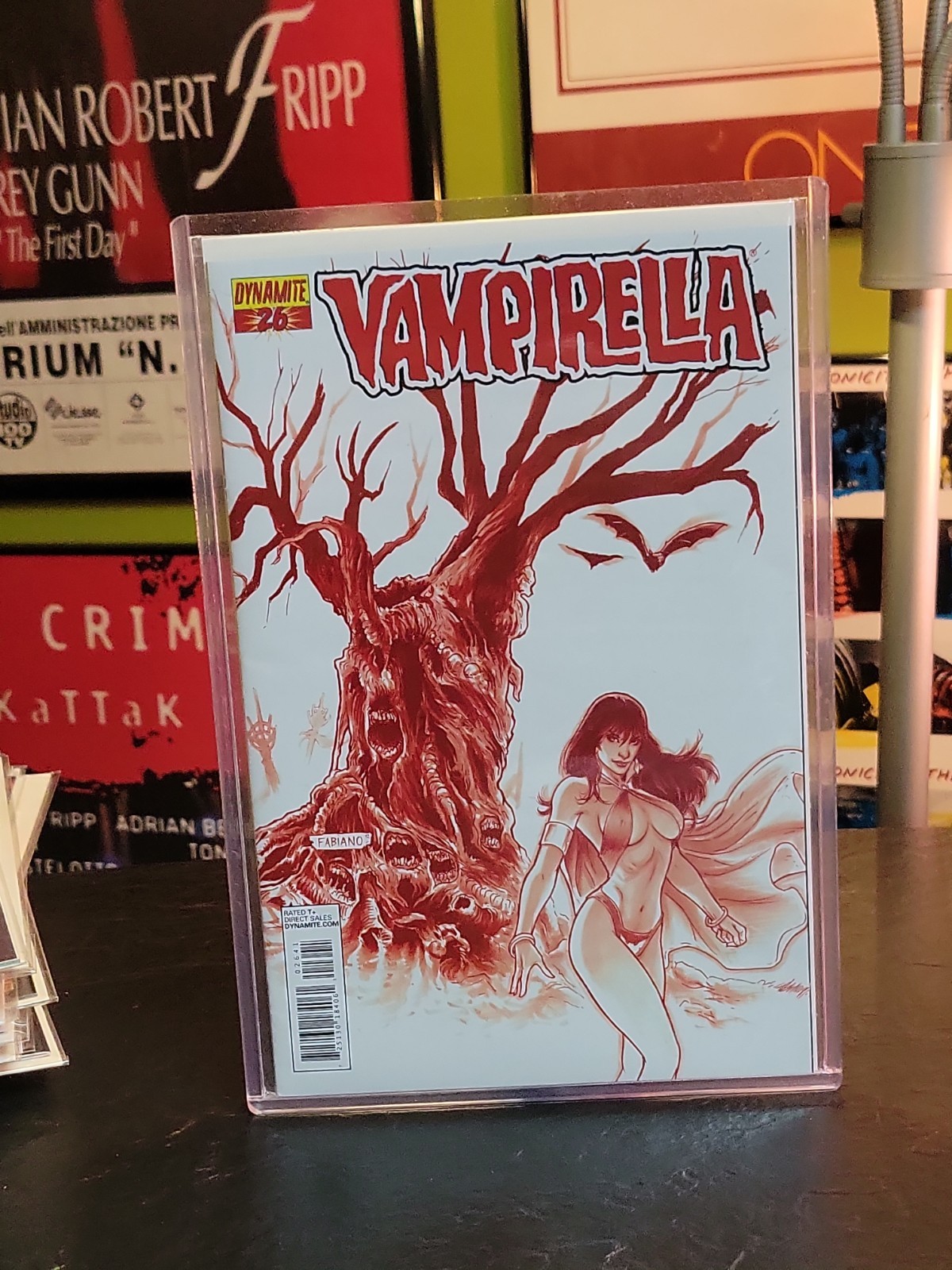 Vampirella #26 Fabiano Neves Blood Red Ultra Limited Variant Cover Only 25 Made
