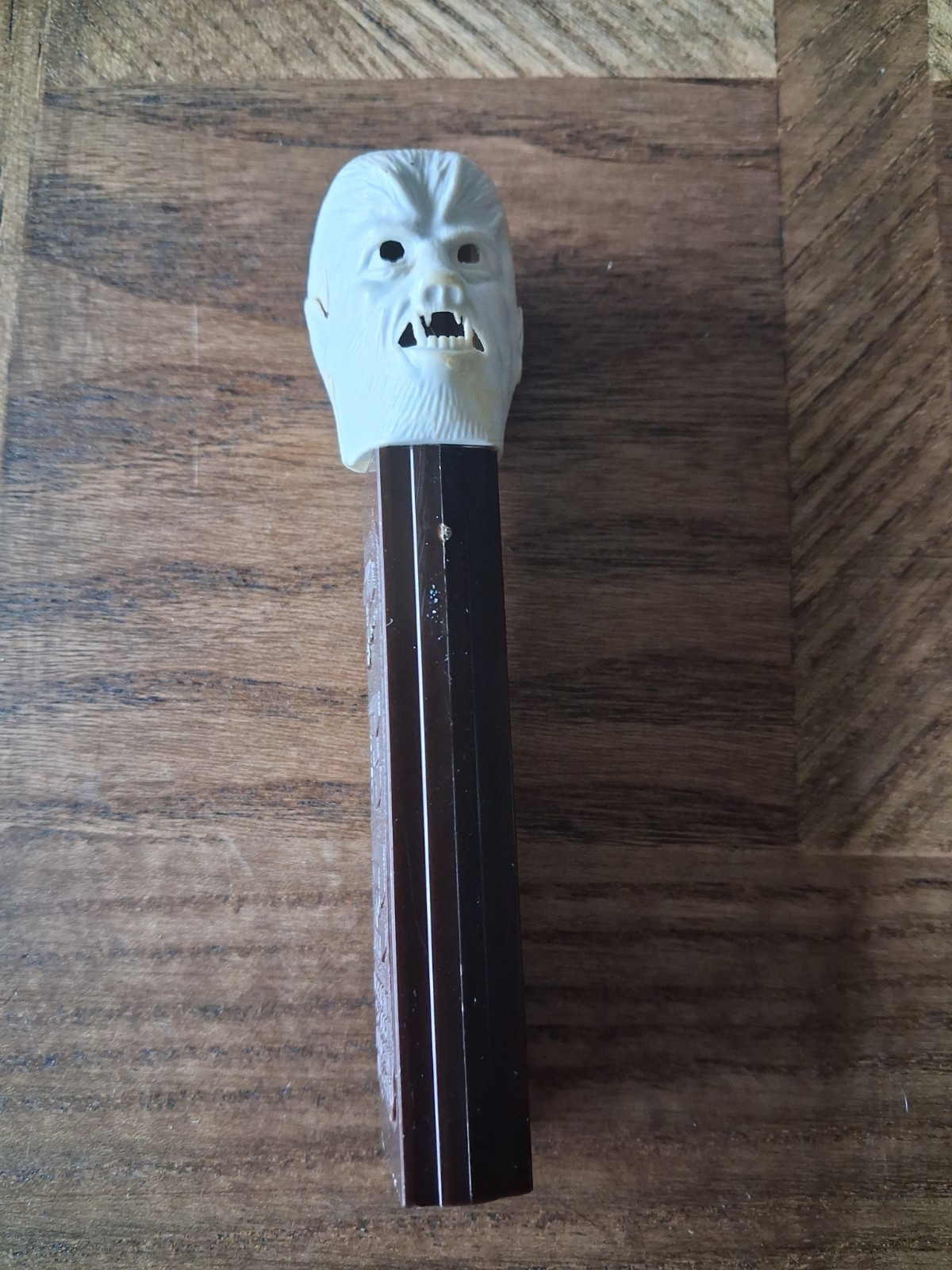RARE Vintage Original 1960`s Austria 2.6 Wolfman Monster No Feet Pez Brown Stem