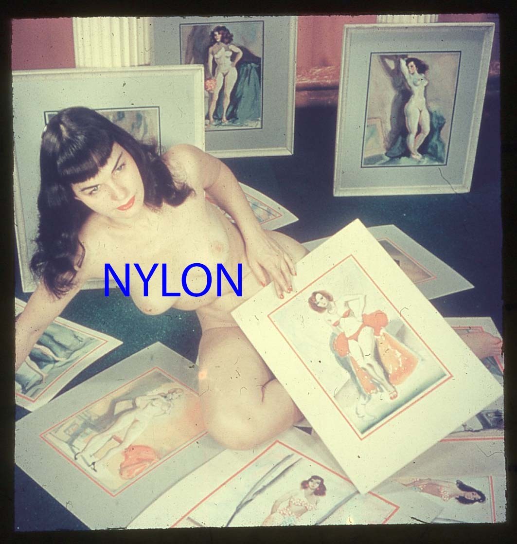 RARE VINTAGE 1950s 3-D STEREO COLOR SLIDE OF A NUDE BETTIE PAGE BY ALLEN COBERT