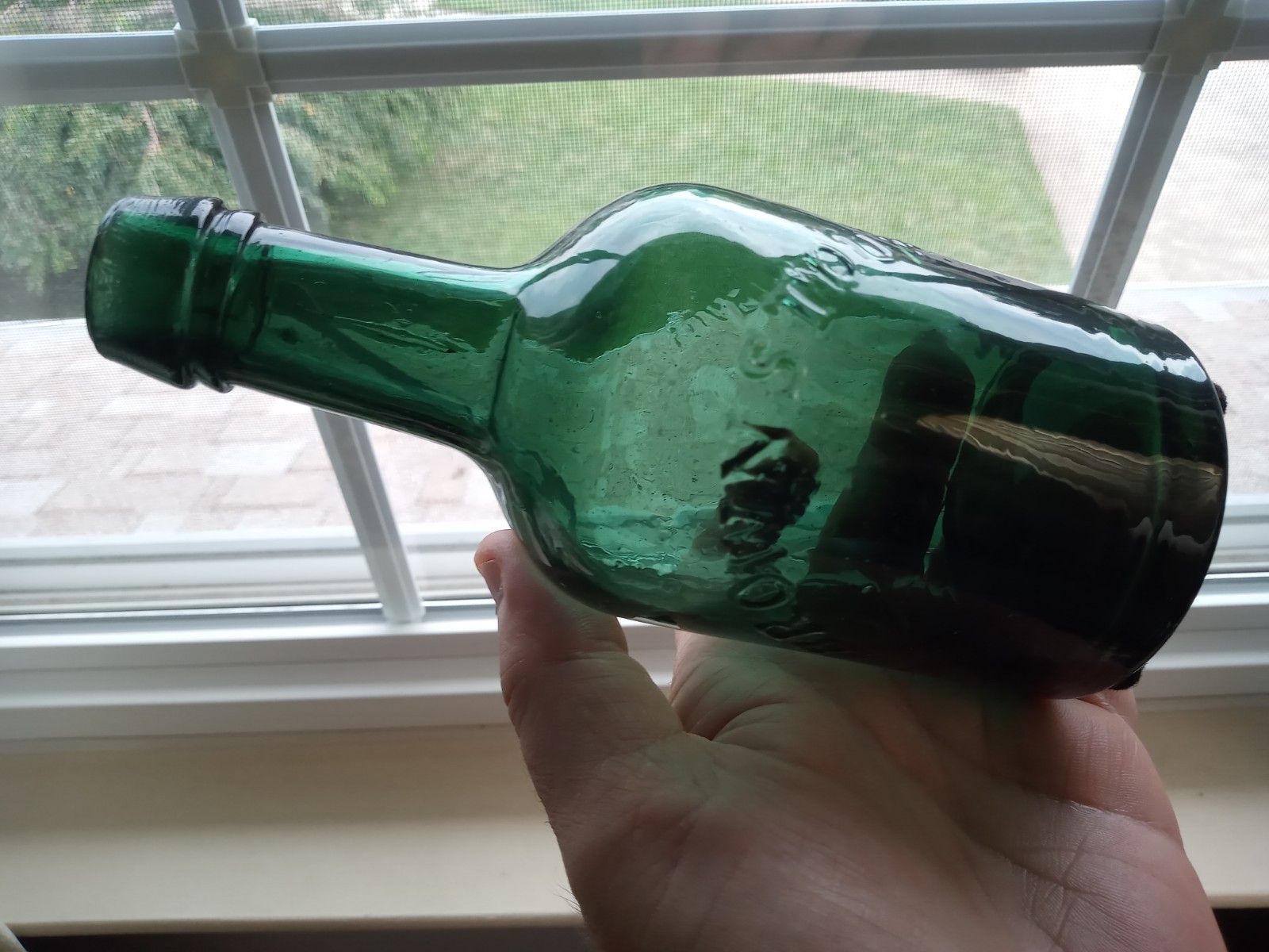 Nearest Mint Emerald Green Iron Pontil Brown Stout/Dyottville Glass Works 1850s