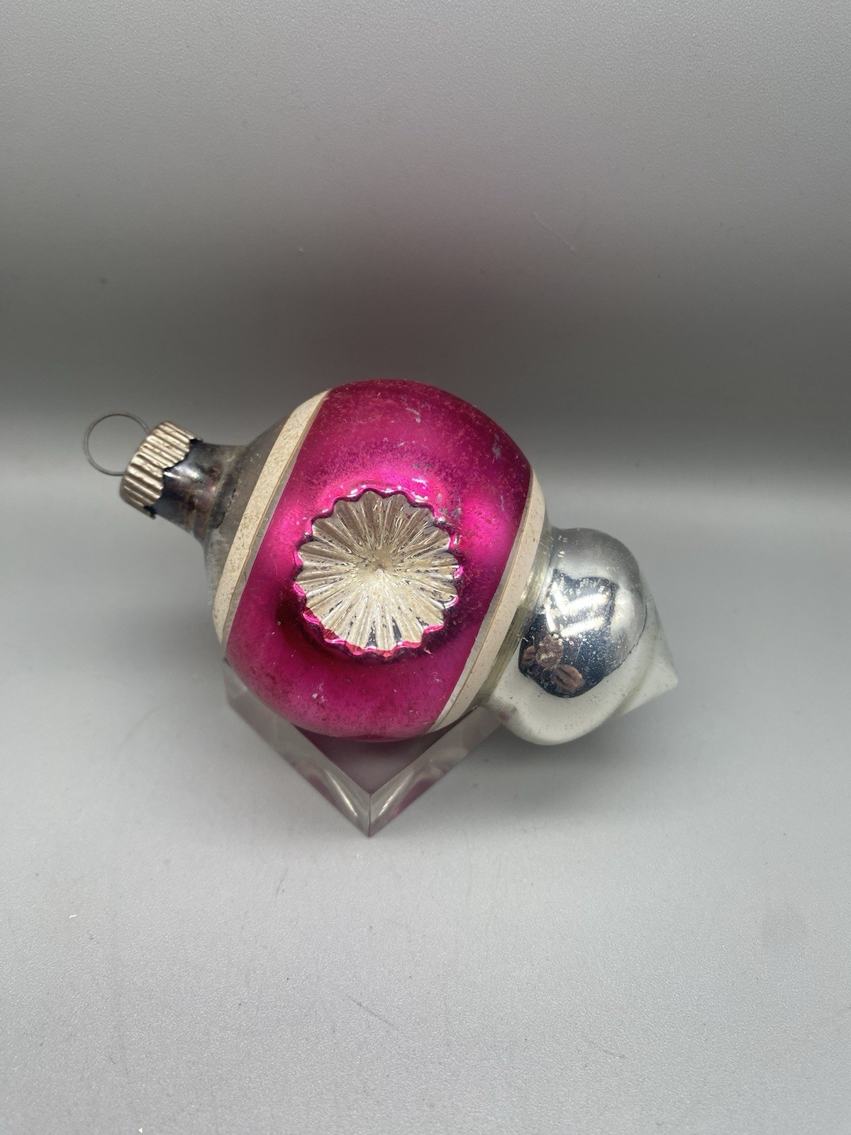 Vintage Shiny Brite Hot Pink Silver Reflector Double Drop Indent