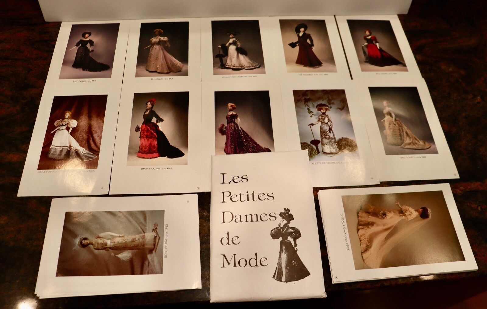 LES PETITES DAMES DE MODE = VICTORIAN WOMENS 1800 / 1900's DRESS DOLL PRINTS =