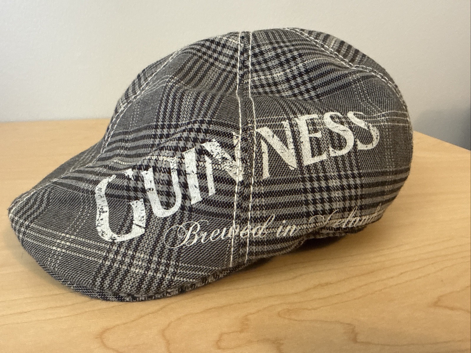 Guinness Plaid Classic Newsboy Gatsby Flat Hat, S/M, Polyester & Rayon