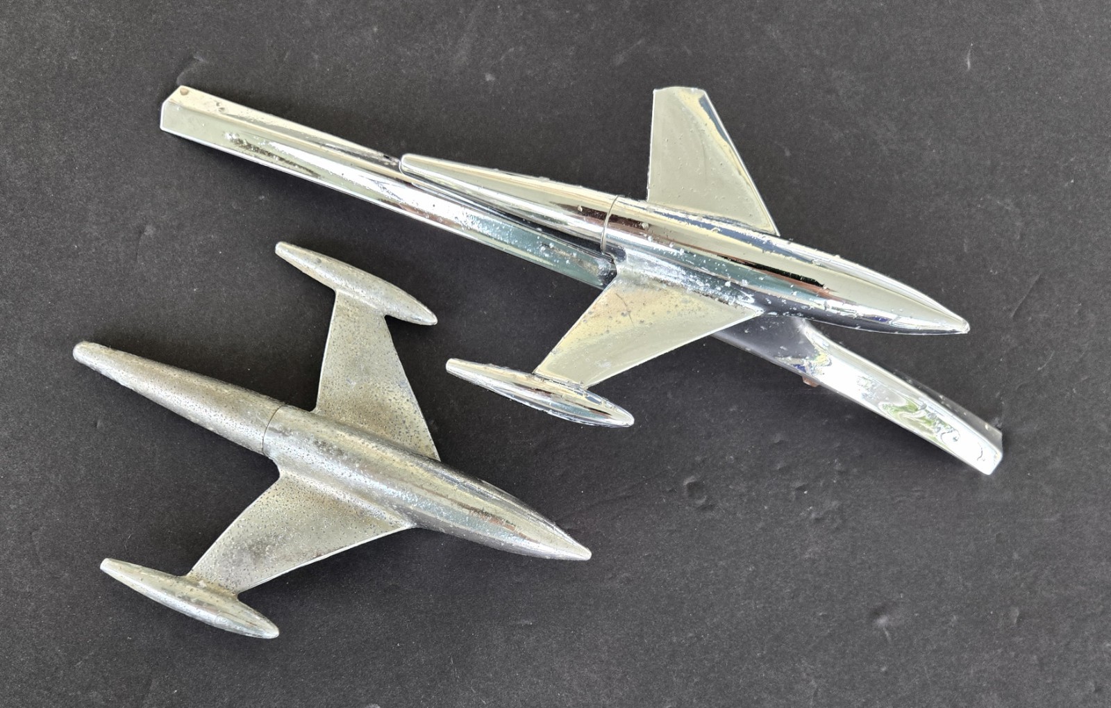2 RARE VINTAGE 1947-1954 GMC HOOD ORNAMENT JET SPACESHIP PICKUP TRUCK SUBURBAN