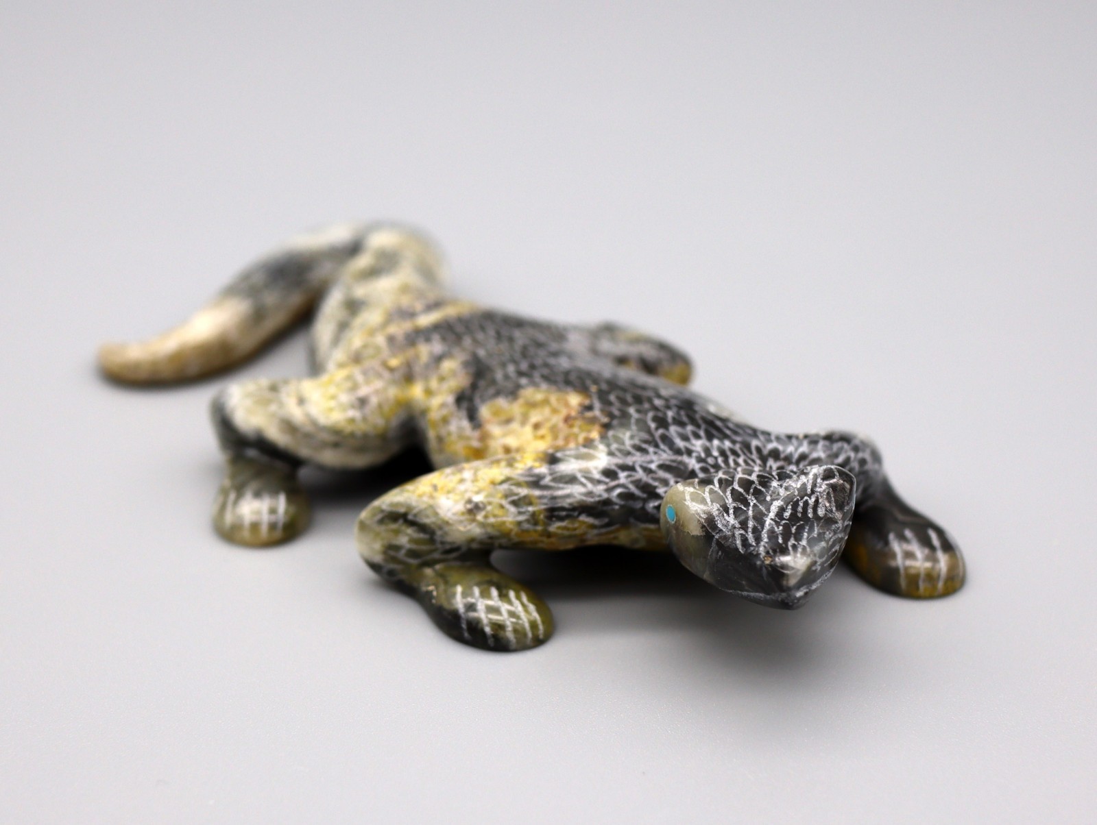 Nelson Yatsattie Large Scaly Serpentine Zuni Lizard Fetish