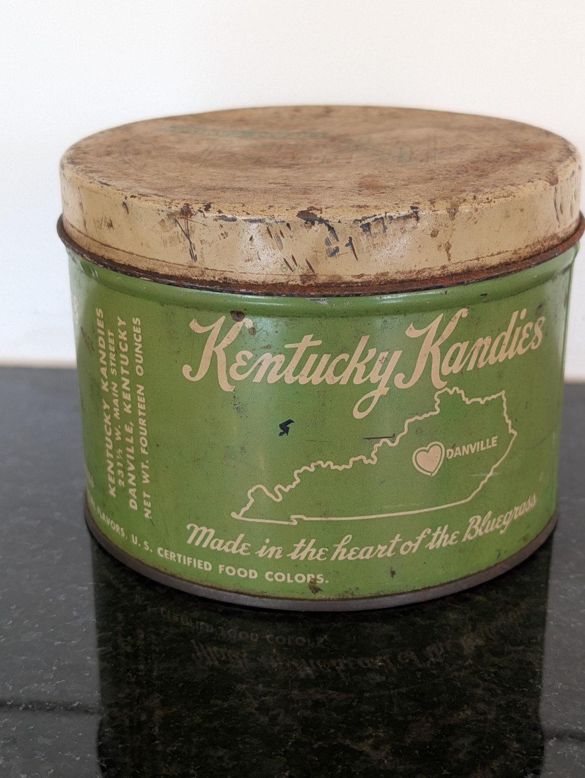 RARE (NOT COL SANDERS) Kentucky Kandies 14 oz Cream Candy Danville KY EMPTY Tin
