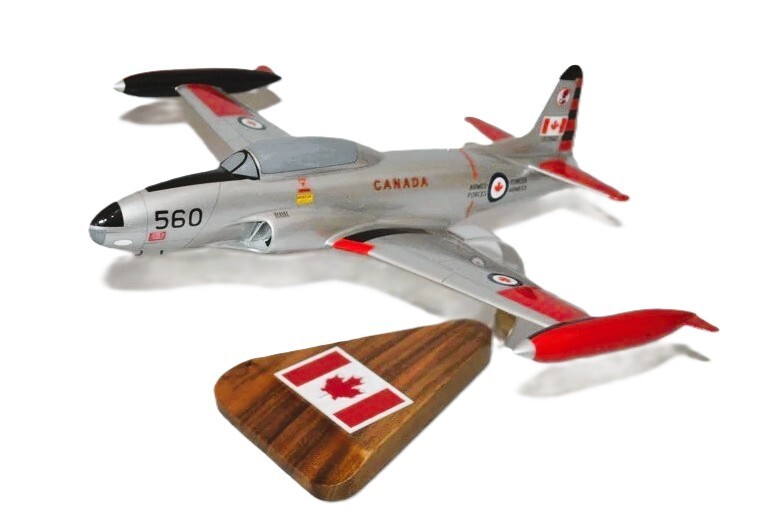 RCAF Canadair Lockheed CT-133 Silver Star Desk Display Model 1/32 SC Airplane