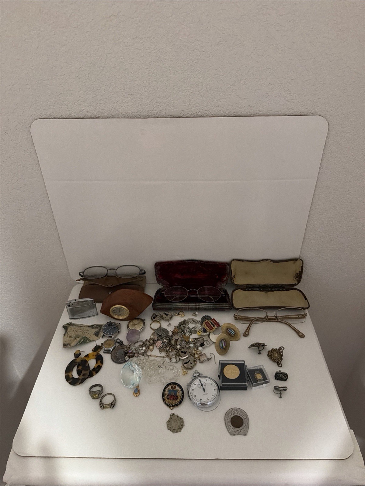 VINTAGE ESTATE JUNK DRAWER LOT