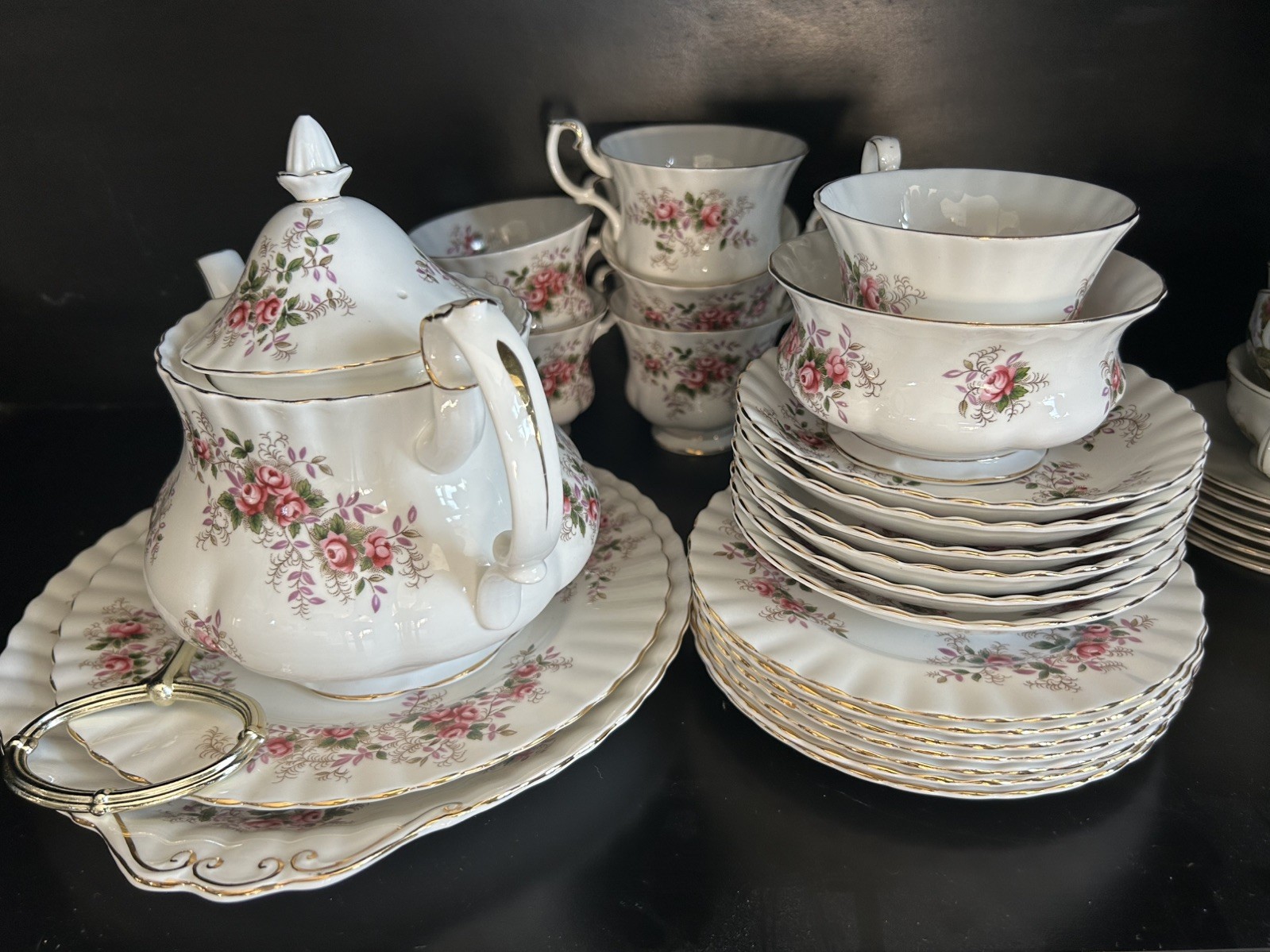 Royal Albert Lavender Rose Bone China Tea Set England 23 Pc Service for 6
