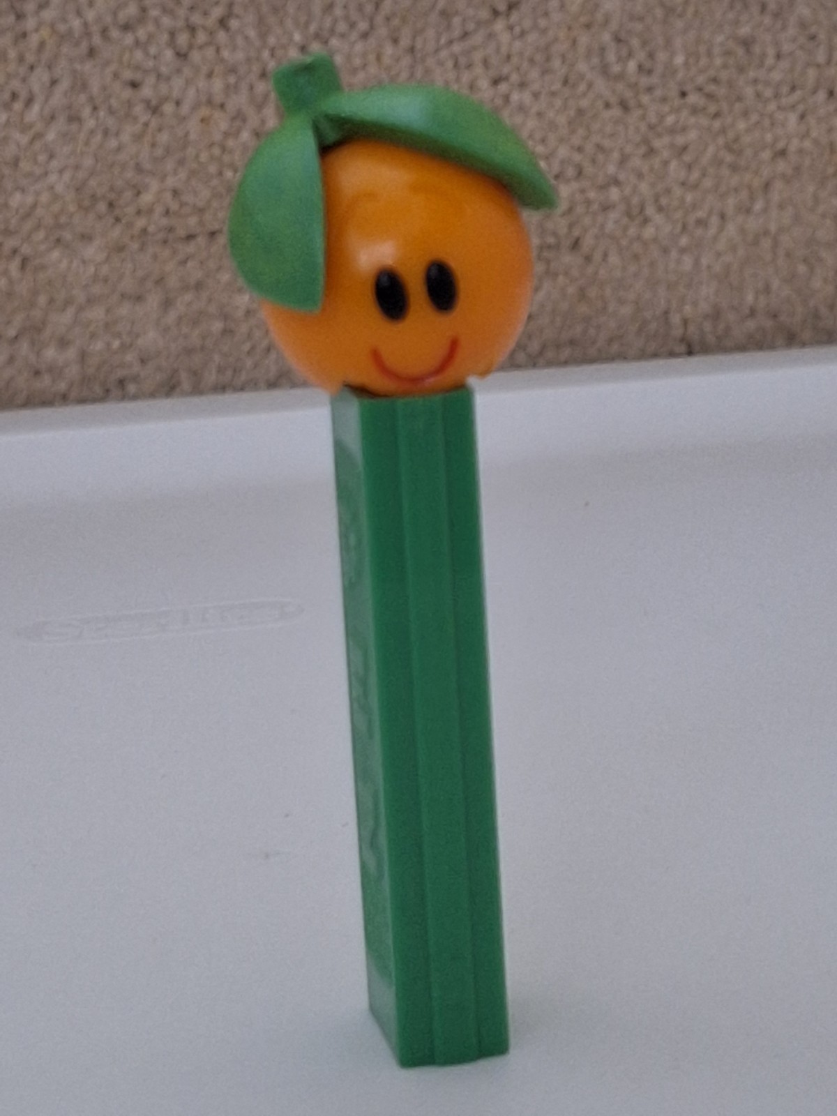 Vintage PEZ 1975 Orange Crazy Fruit - No Feet Austria 3.9
