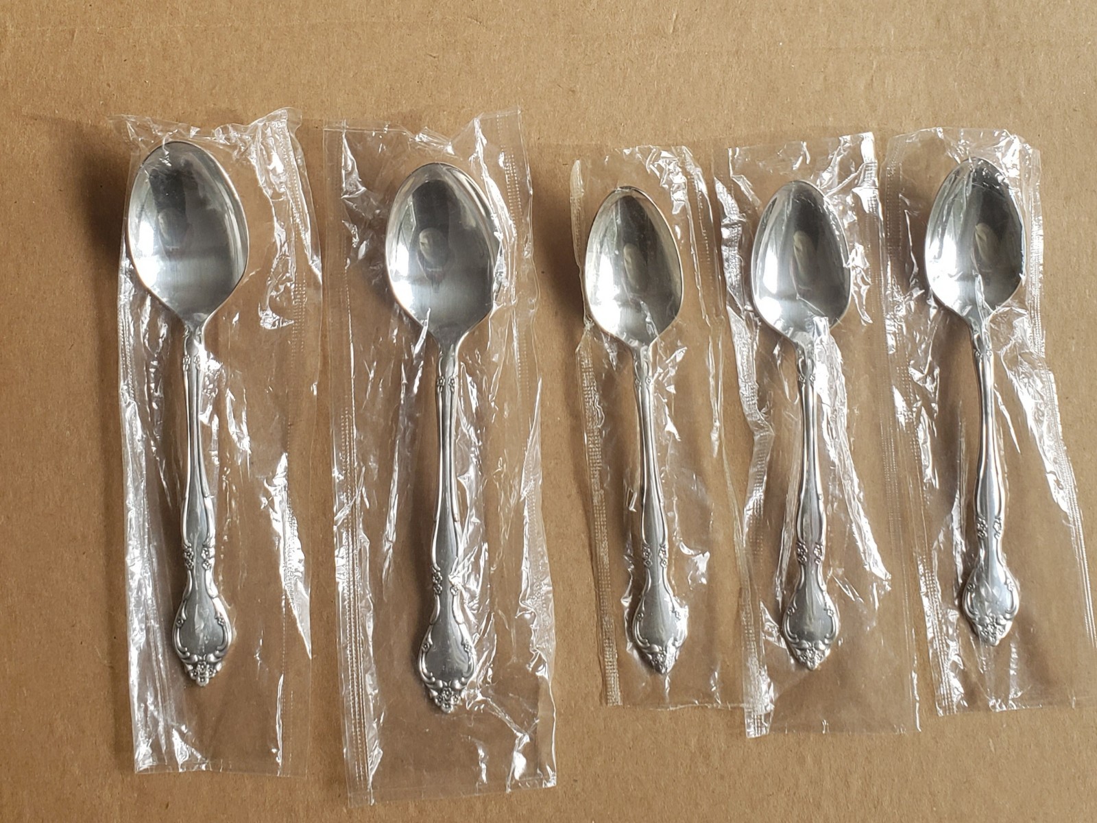 5 Pcs NEW Oneida Community Affection Silver-Plate 3 Tea Spoons  2  Soup Spoons 