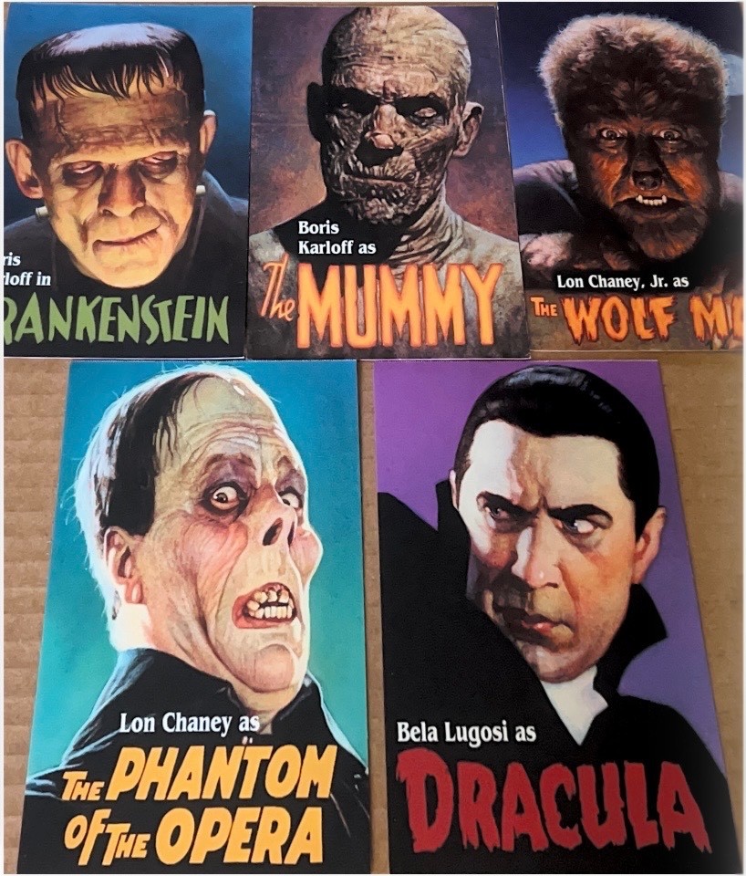 CLASSIC MOVIE MONSTERS 5 JUMBO POSTCARDS WITH MAILER - See Pictures