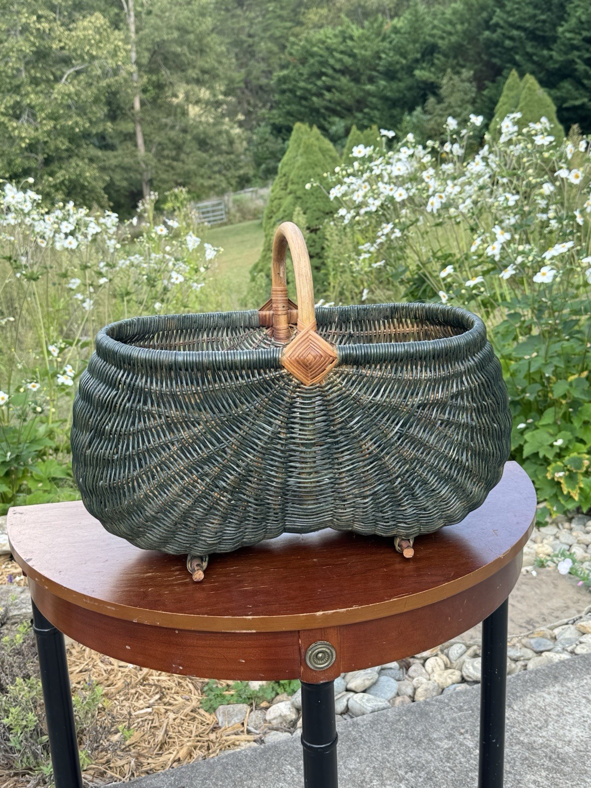 Vintage Appalachian Large Gathering Basket Woven Ribbed Melon Dark Green