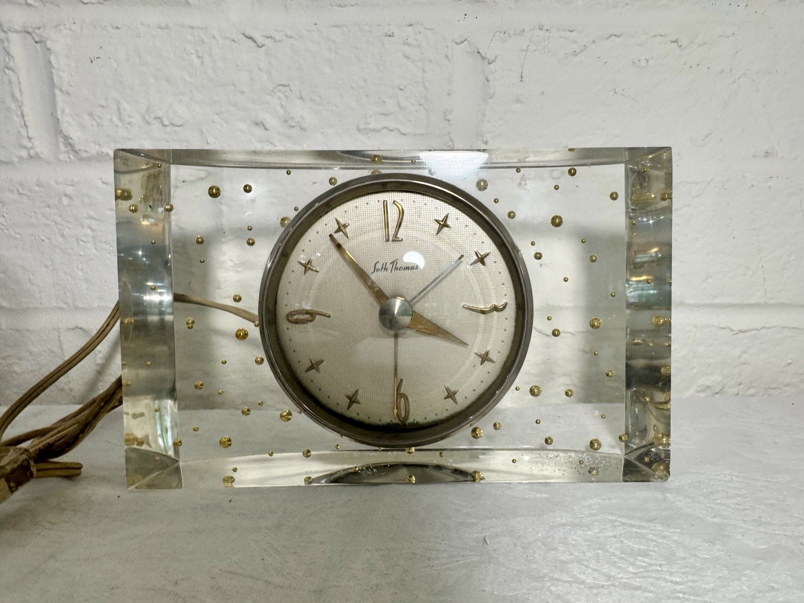 VTG Seth Thomas Lucite Clock Bubble Atomic Space Age MCM Starburst 1950s Decor