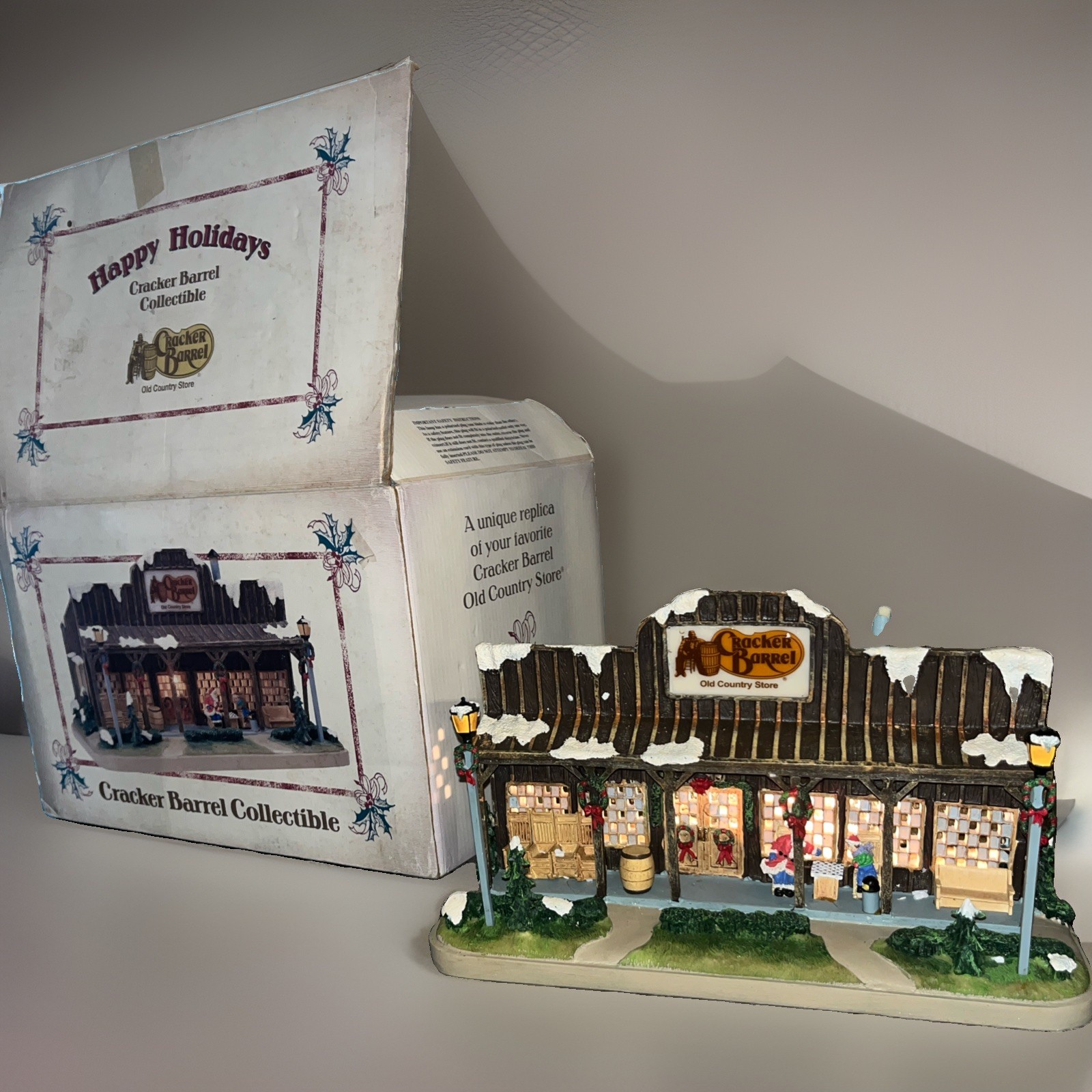 Cracker Barrel Christmas Village Light-Up Old Country Store W/Box & Cord 2005