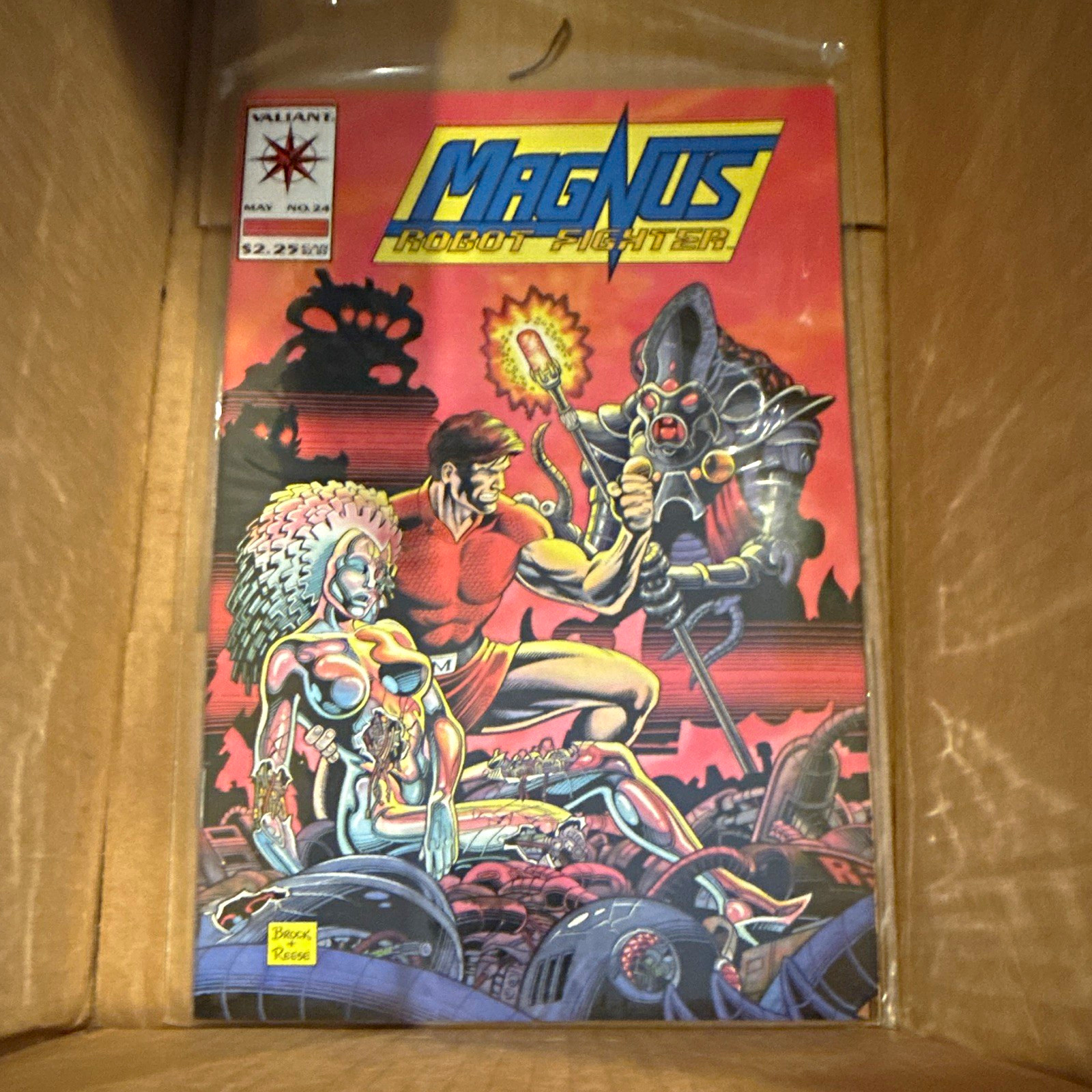 Valiant Magnus Robot Fighter #24 (May 1991) Copper Age Color Single Issue