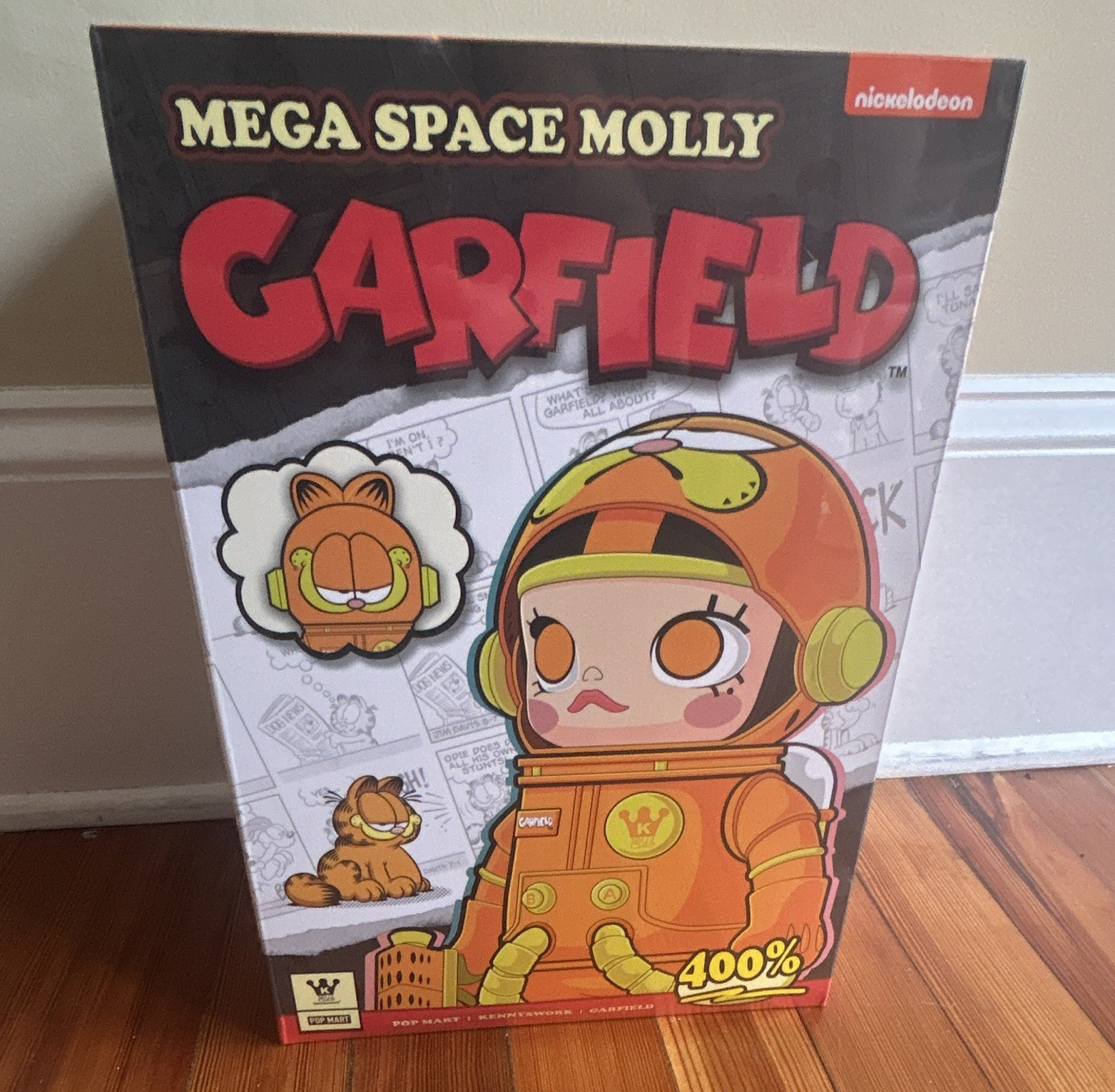 POP MART Mega Space Molly Garfield 400% Plastic Figure Orange Black Yellow NIB