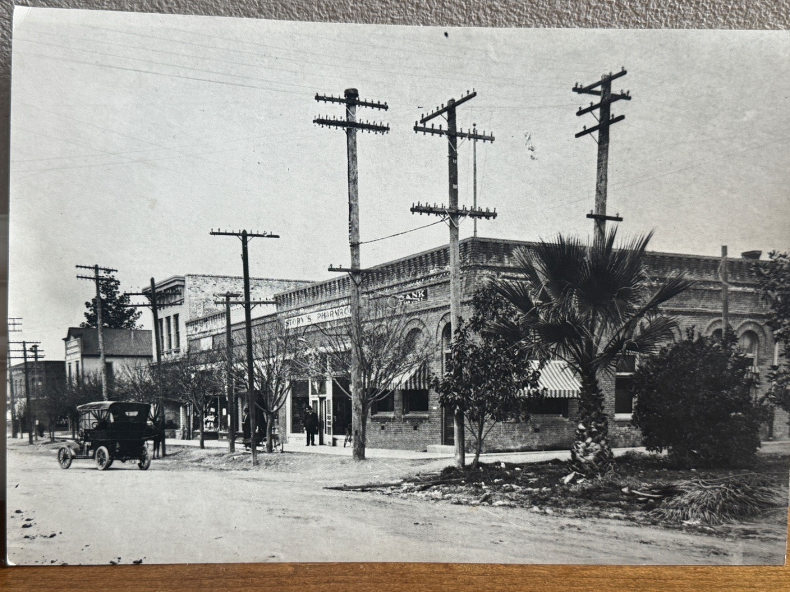 VINTAGE TROPICO GLENDALE CA SAN FERNANDO RD STORY PHARMACY BANK PRINT 14x10