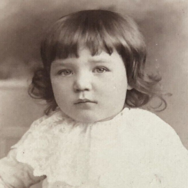 Elizabeth,NJ Antique Photo Cabinet Card Victorian Girl Toddler Flower Basket 80s