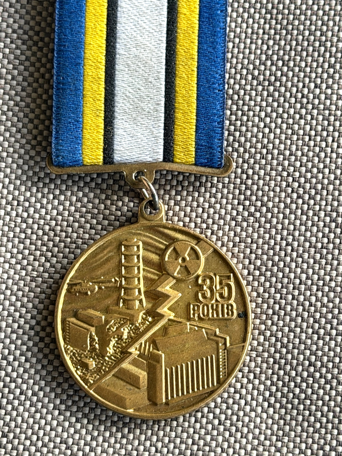 Chernobyl Medal 35th Anniversary Liquidator ChAES Disaster Ukraine Badge 1986