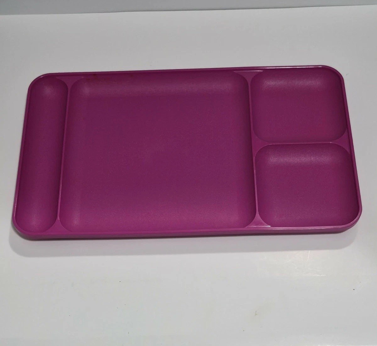 10 Tupperware Food Tray 15” x 9”