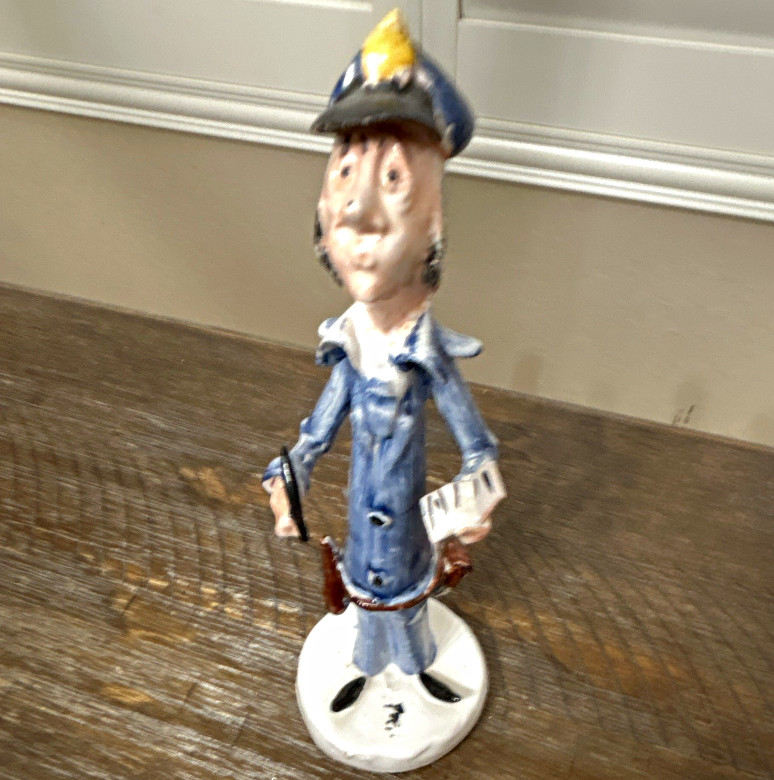 Vtg SCAT Ceramics Policeman Statue Signed Poli Cesare Italy Caricature 9\
