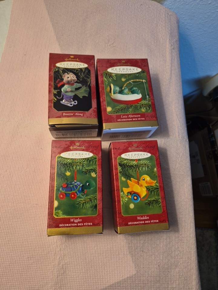 Vintage Hallmark Keepsake Christmas Ornaments Lot Of 4 1997-2001