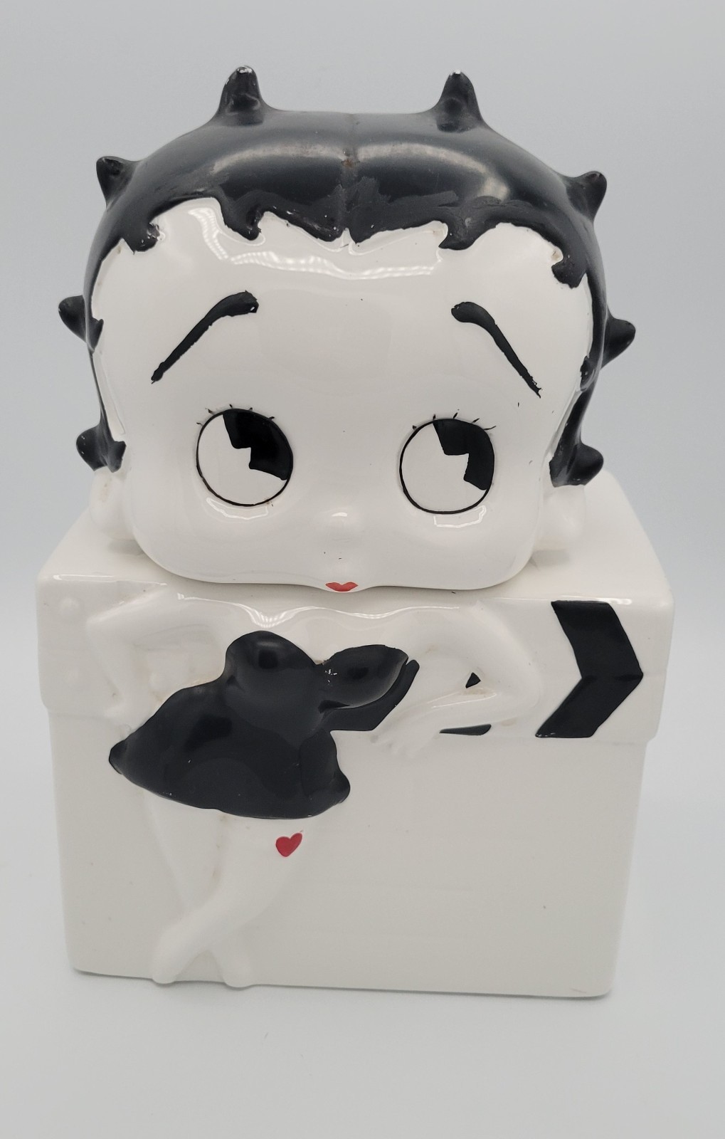 Vintage 1995 BETTY BOOP Ceramic B&W Cookie Jar by Benjamin & Medwin Inc. NY
