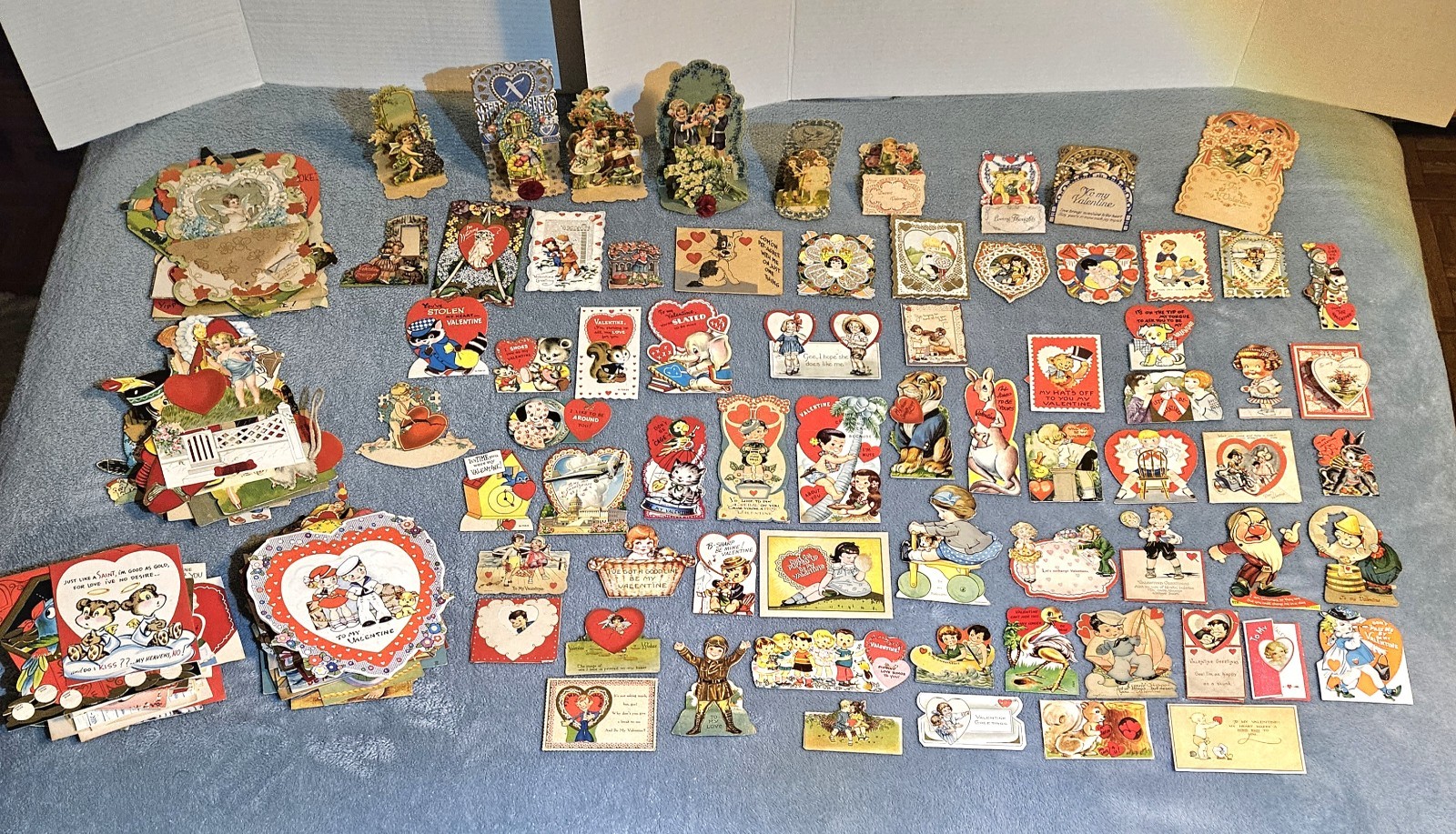 (300)HUGE Vintage Valentines Day Card Lot/Mechanical/Pop Up/Disney/NICE ASSTMNT