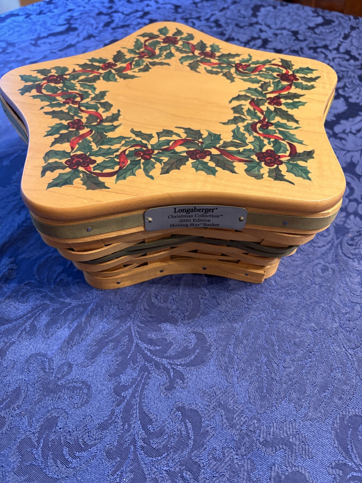Longaberger Christmas 2001 Shining Star Basket set - Green with decal lid