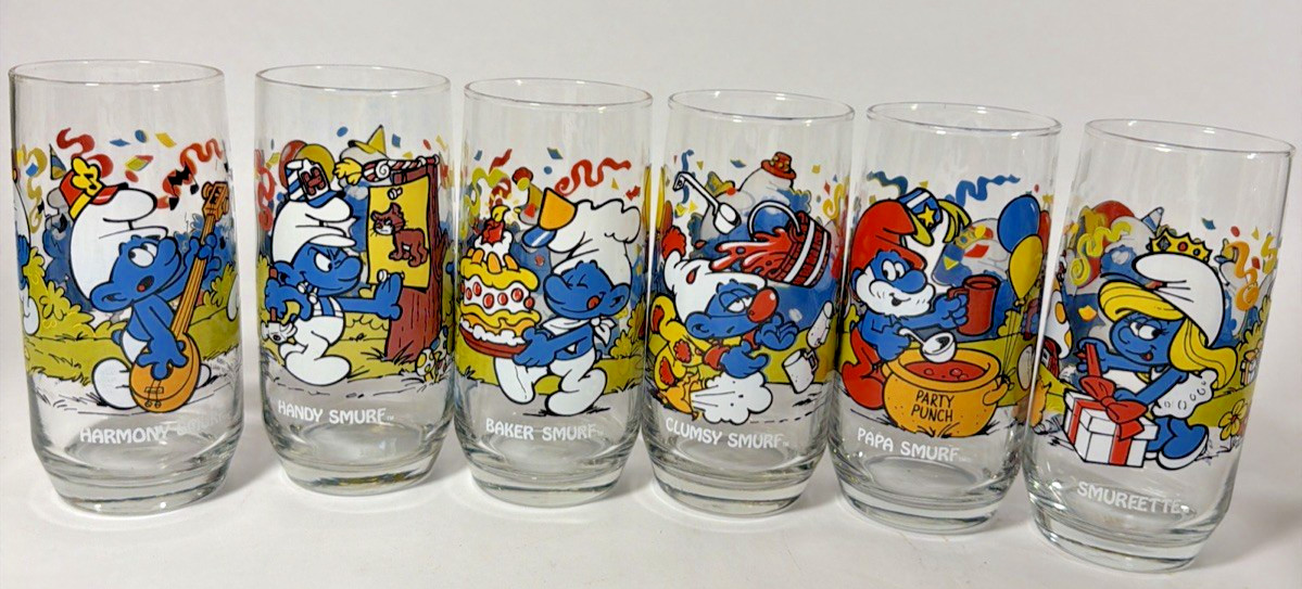 Vintage 1983 Smurf's Peyo Drinking Glasses Complete Set of 6