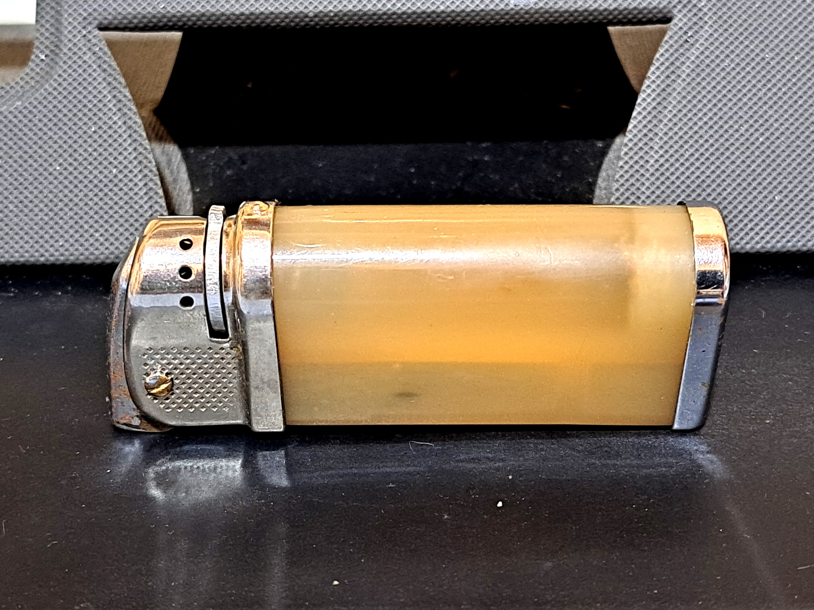 Vintage fully functional Gas Pocket Lighter \