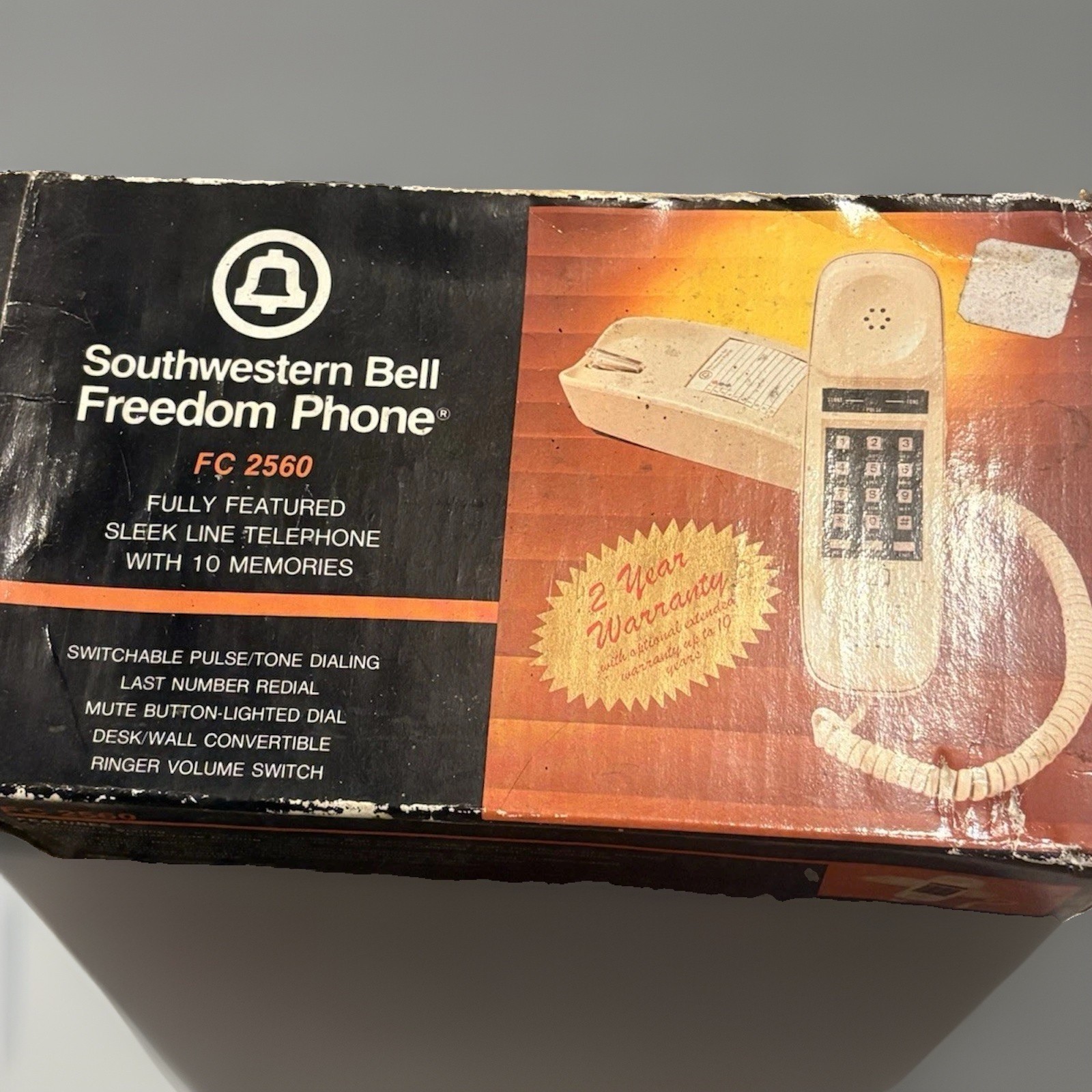 VINTAGE Red Southwestern Bell Freedom Phone FC 2560 Sleek Line Telephone NEW NOS
