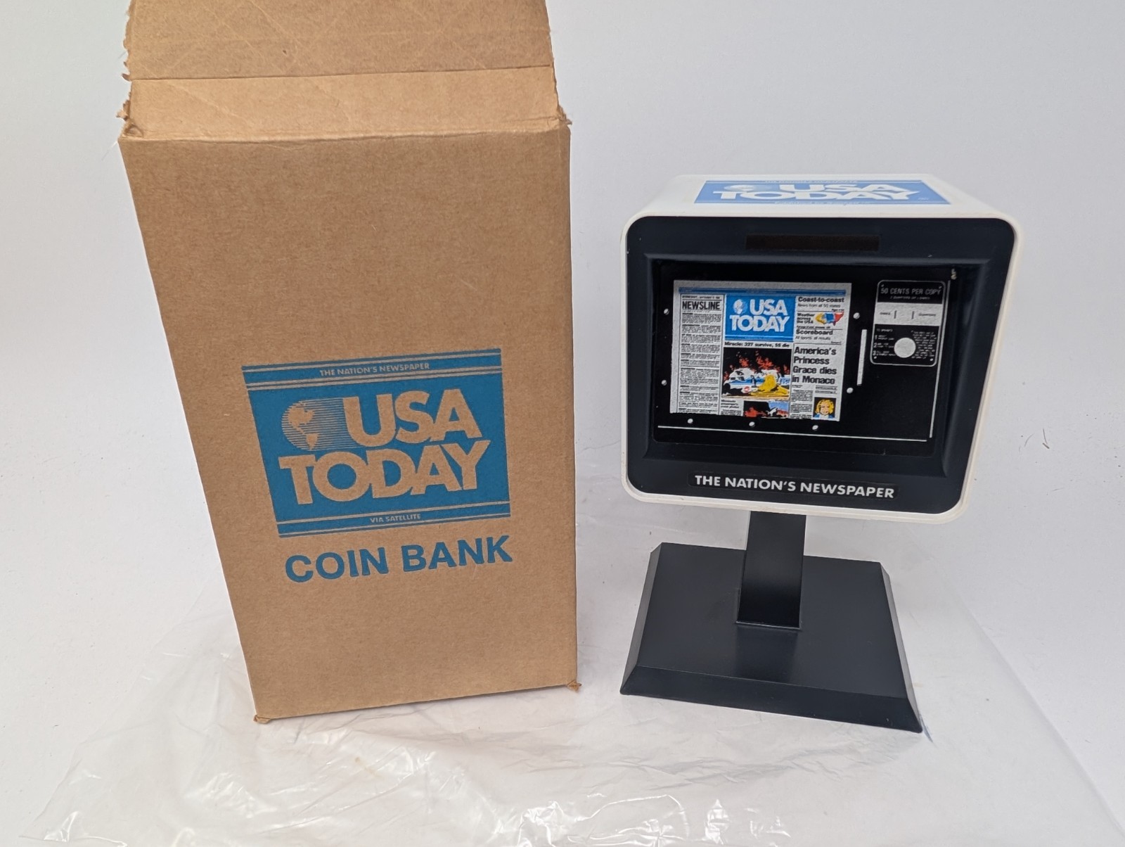 Vintage USA Today Newspaper Vending Machine Coin Bank Piggy Bank New Old Stock