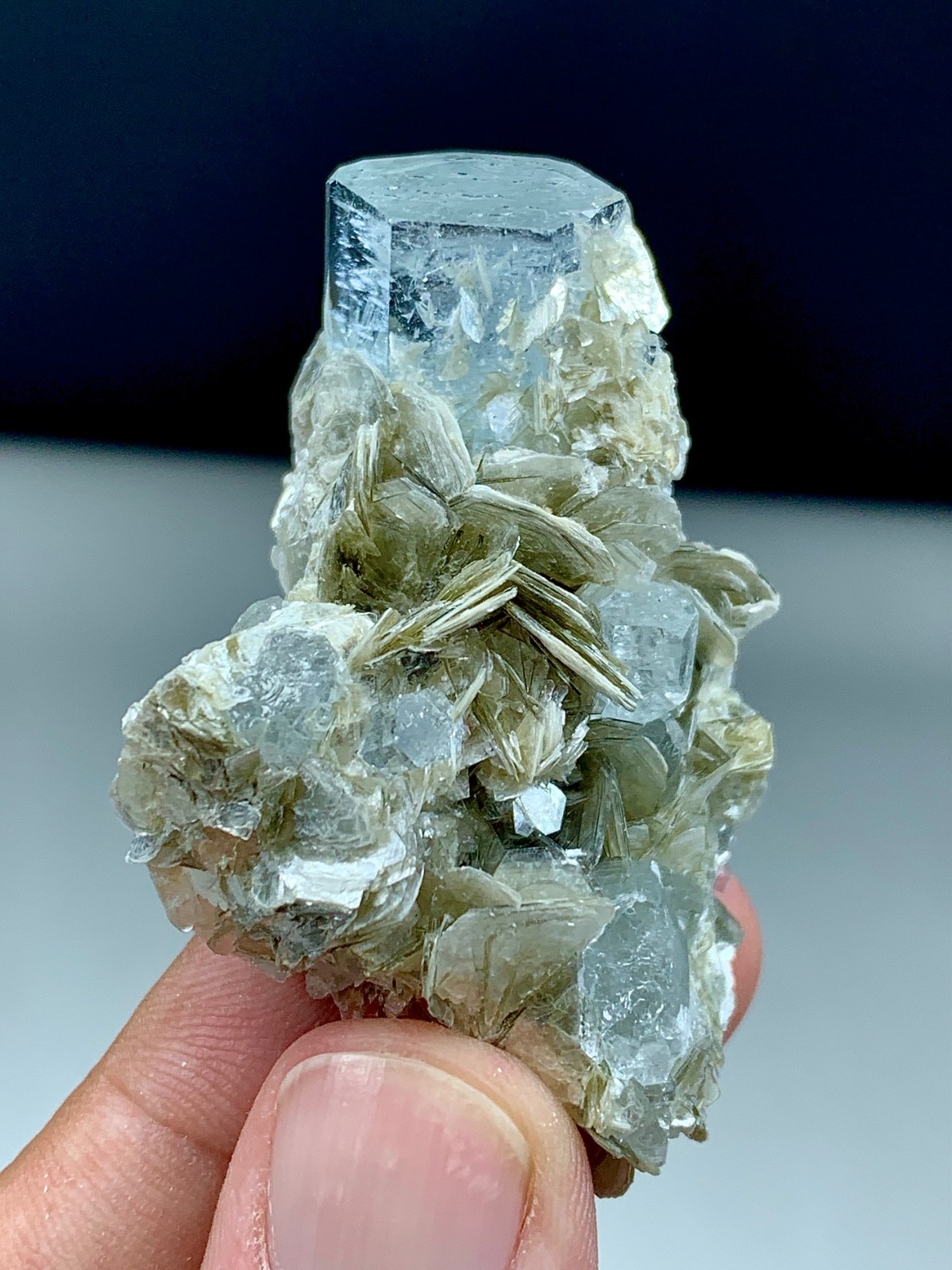 38 GM Natural Terminated Transparent Aquamarine Crystal Combine With Muscovite